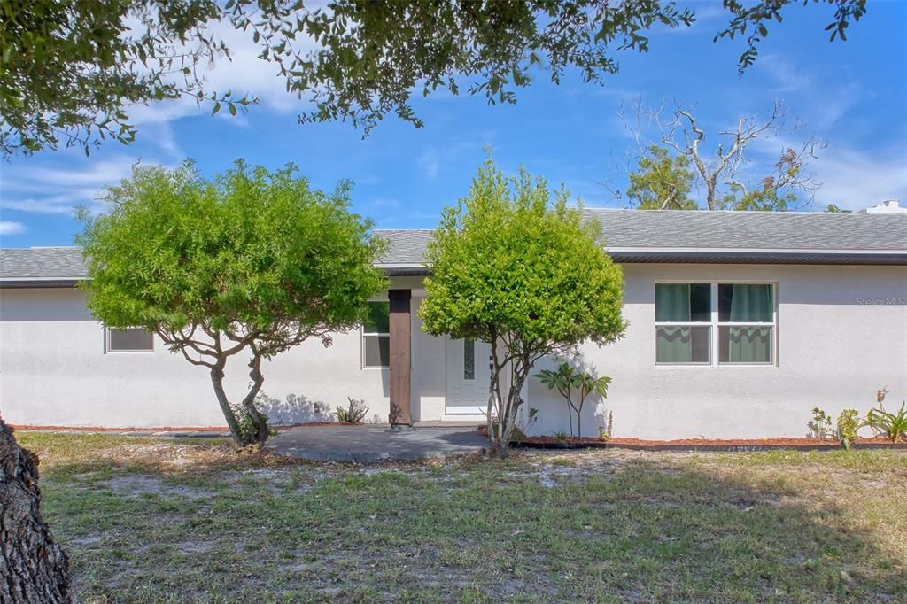 En Venta: $349,900 (3 camas, 2 baños, 1387 Pies cuadrados)