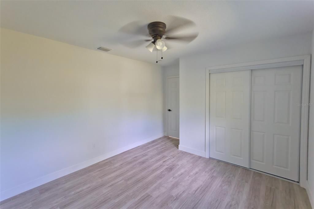 En Venta: $349,900 (3 camas, 2 baños, 1387 Pies cuadrados)