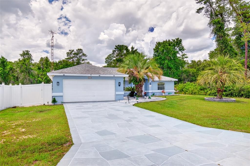 En Venta: $399,900 (3 camas, 2 baños, 1746 Pies cuadrados)