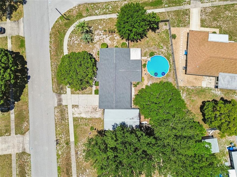 For Sale: $249,000 (2 beds, 2 baths, 1212 Square Feet)