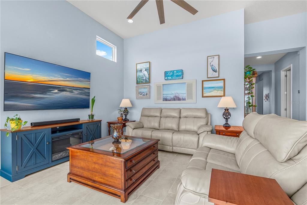 For Sale: $674,900 (4 beds, 2 baths, 1988 Square Feet)