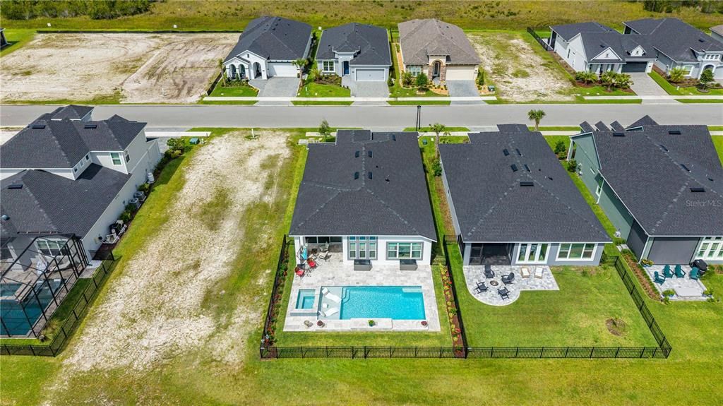 For Sale: $674,900 (4 beds, 2 baths, 1988 Square Feet)
