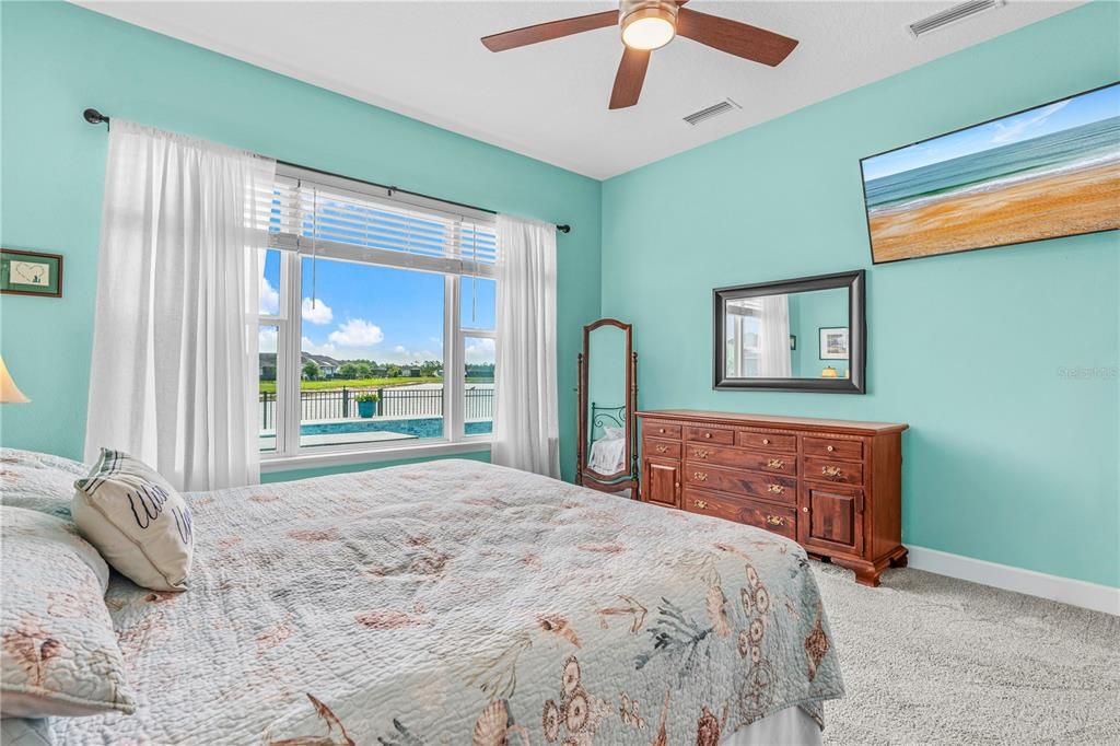 For Sale: $674,900 (4 beds, 2 baths, 1988 Square Feet)