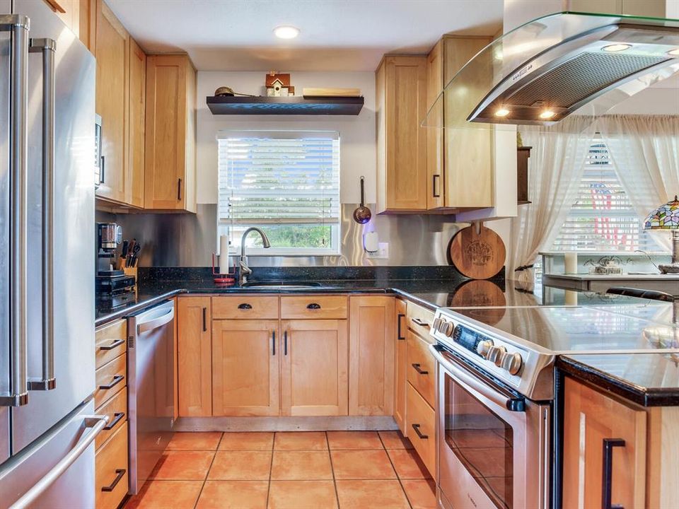 For Sale: $565,500 (3 beds, 2 baths, 1507 Square Feet)