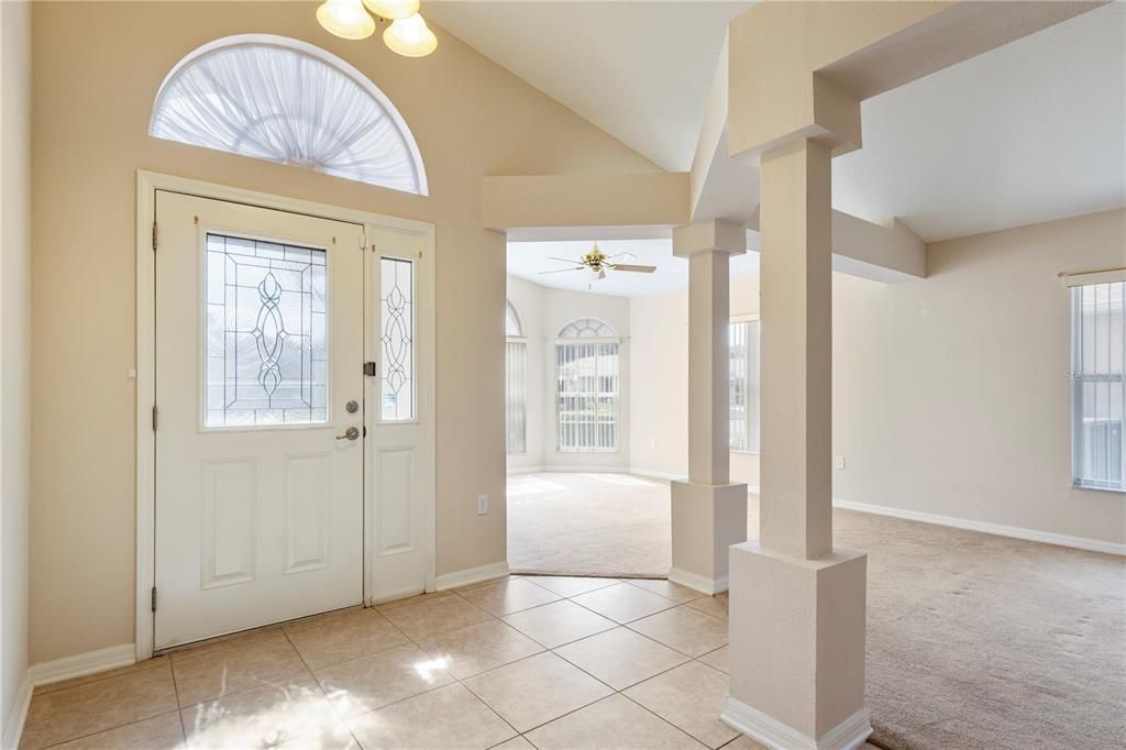 For Sale: $299,900 (3 beds, 2 baths, 1990 Square Feet)