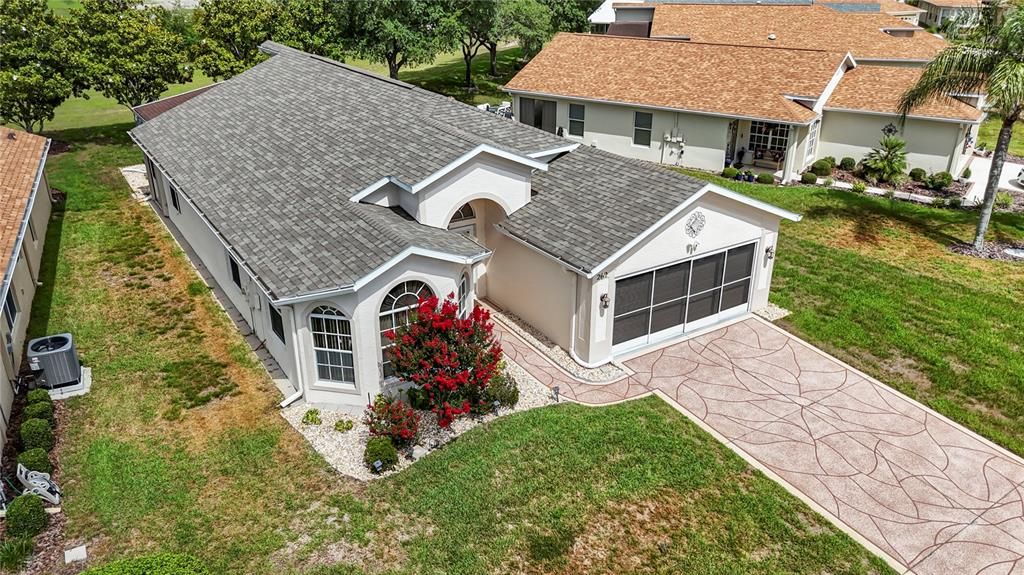 For Sale: $299,900 (3 beds, 2 baths, 1990 Square Feet)