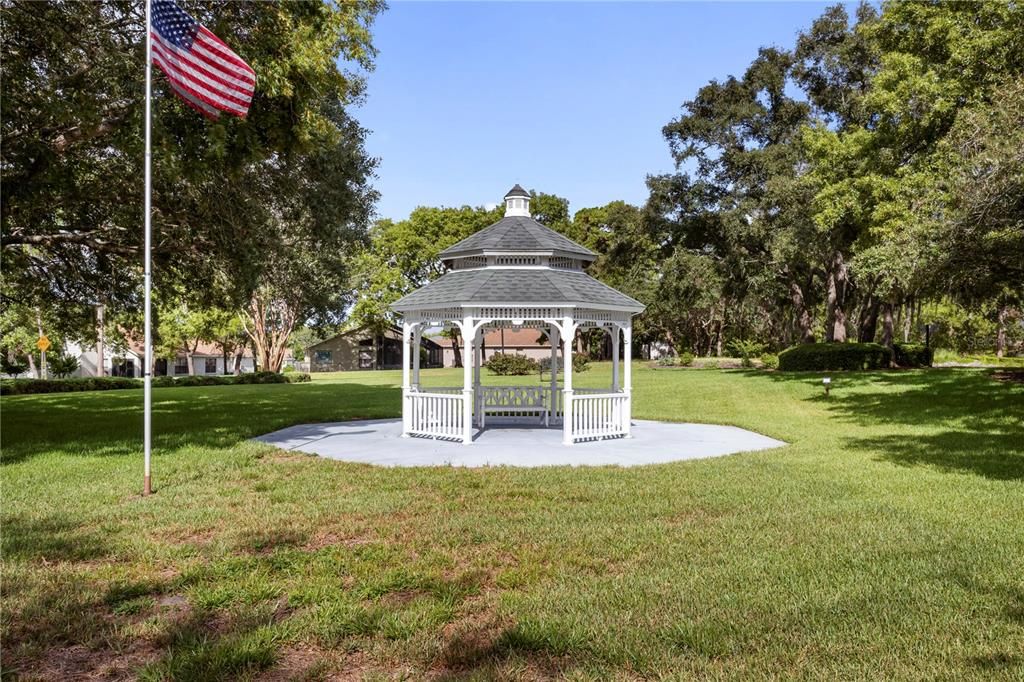 For Sale: $299,900 (3 beds, 2 baths, 1990 Square Feet)
