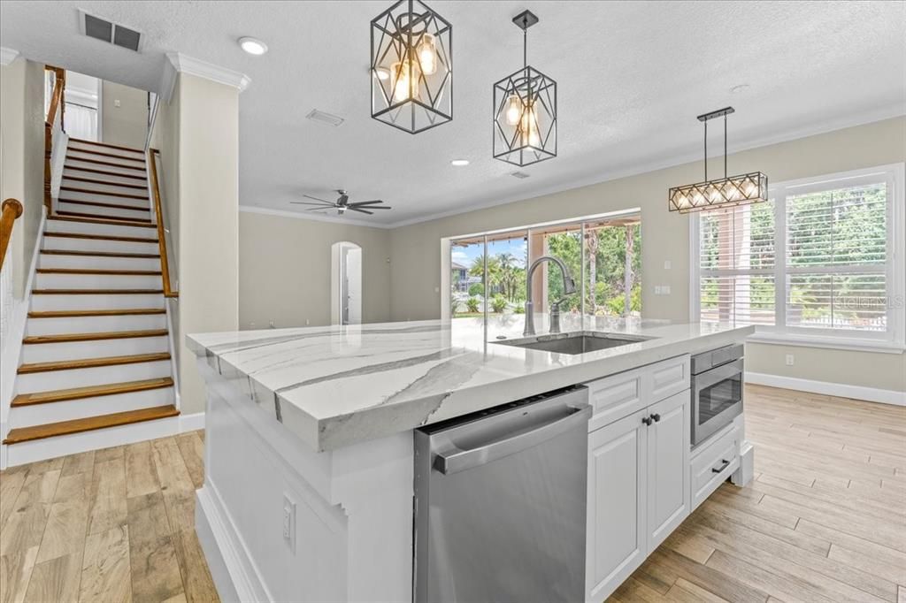 For Sale: $835,000 (5 beds, 3 baths, 3622 Square Feet)