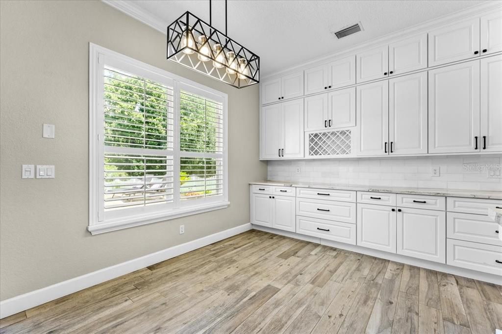 For Sale: $835,000 (5 beds, 3 baths, 3622 Square Feet)