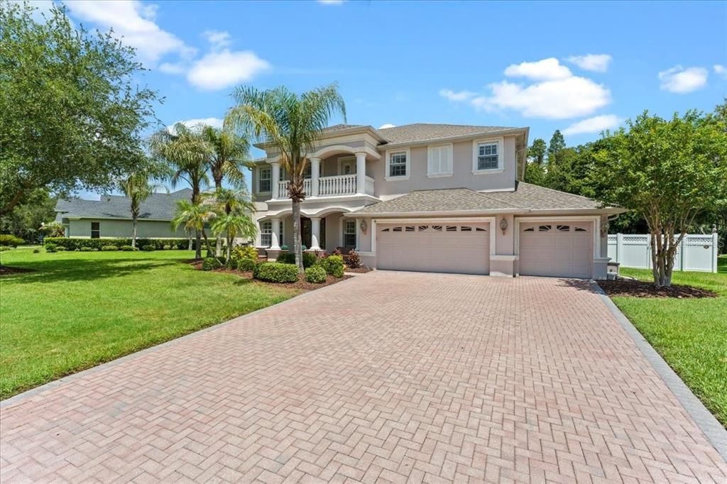 For Sale: $835,000 (5 beds, 3 baths, 3622 Square Feet)