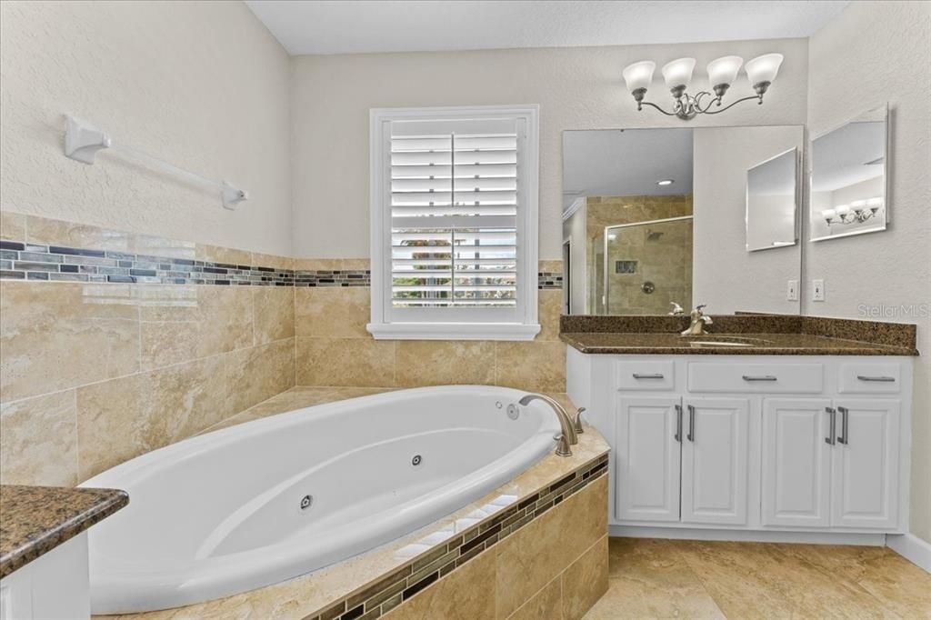 For Sale: $835,000 (5 beds, 3 baths, 3622 Square Feet)