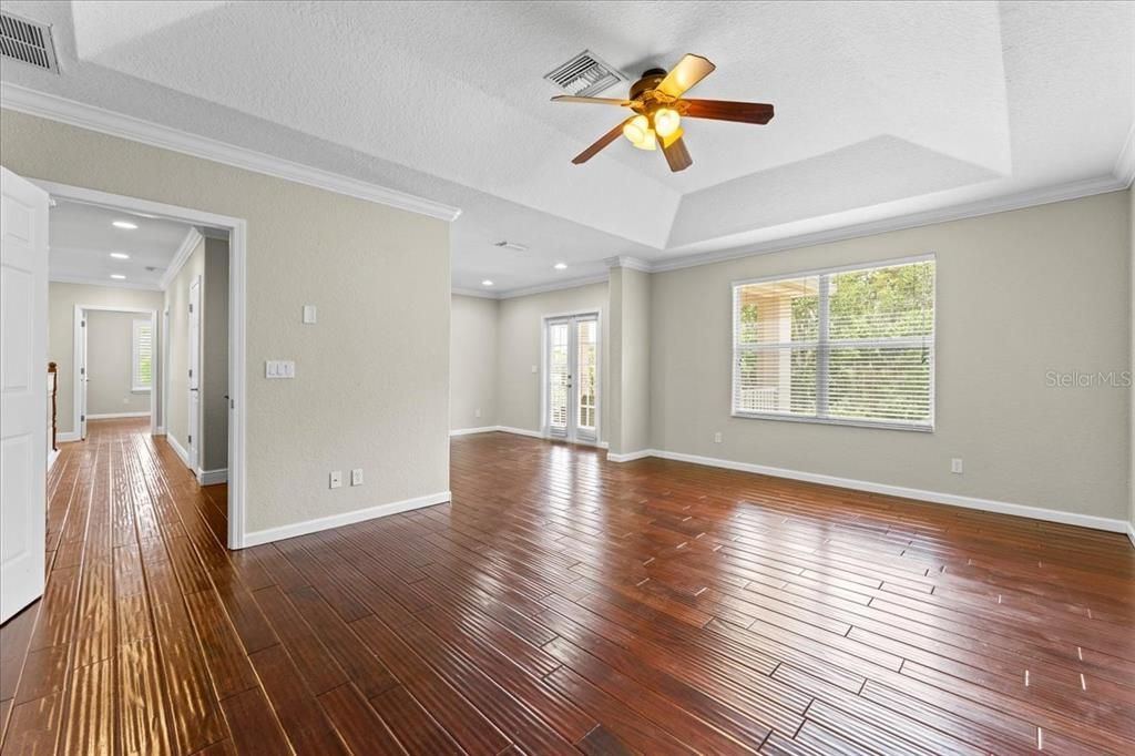 For Sale: $835,000 (5 beds, 3 baths, 3622 Square Feet)