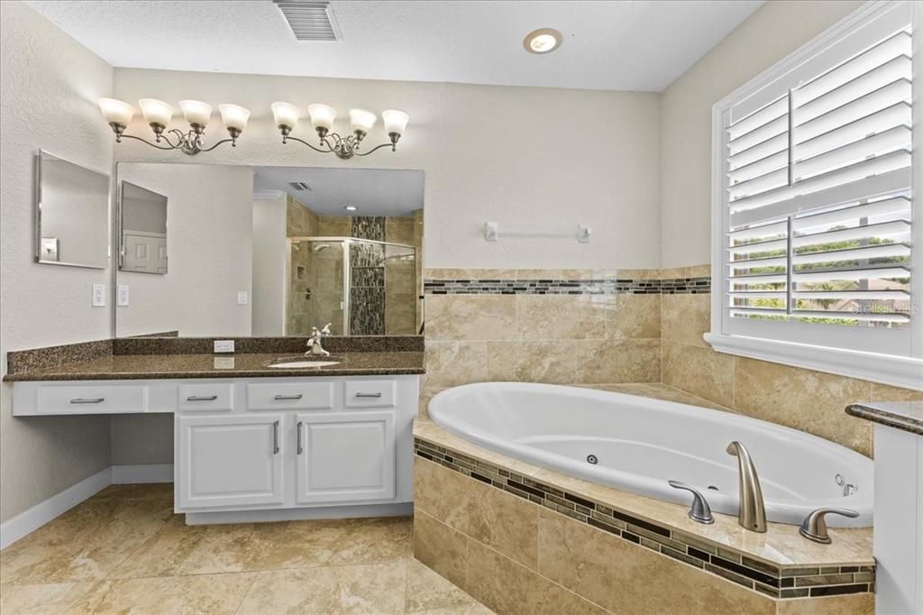 For Sale: $835,000 (5 beds, 3 baths, 3622 Square Feet)
