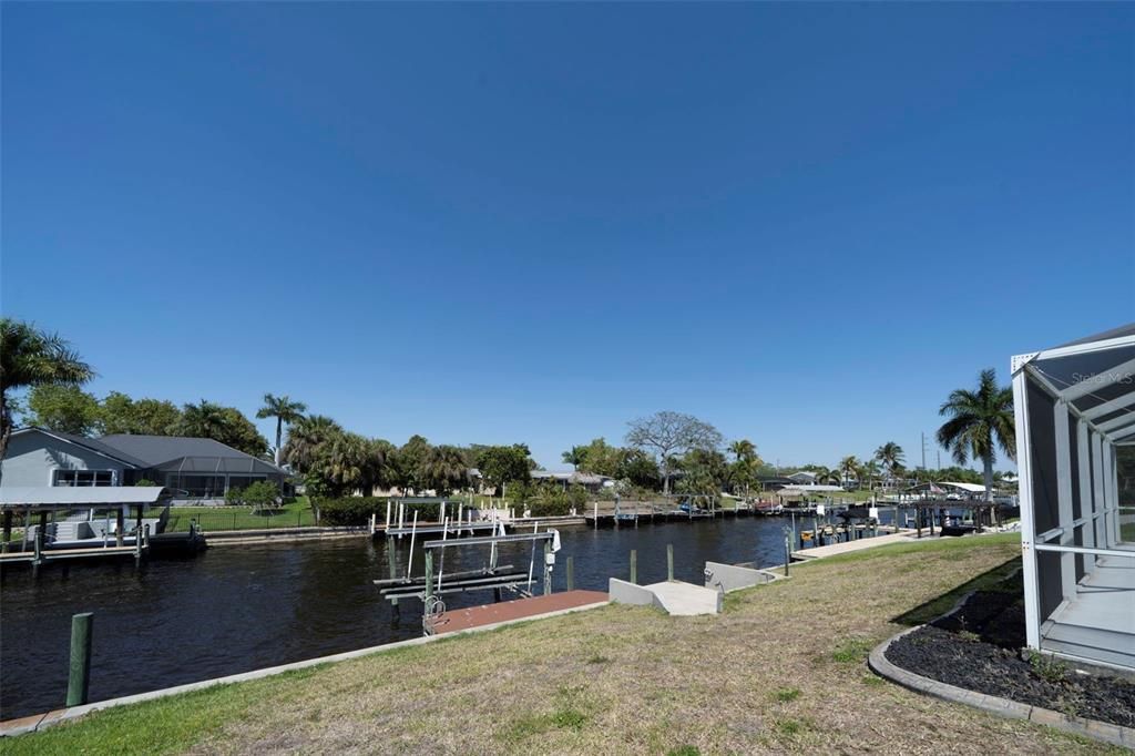 For Sale: $579,500 (3 beds, 2 baths, 1553 Square Feet)
