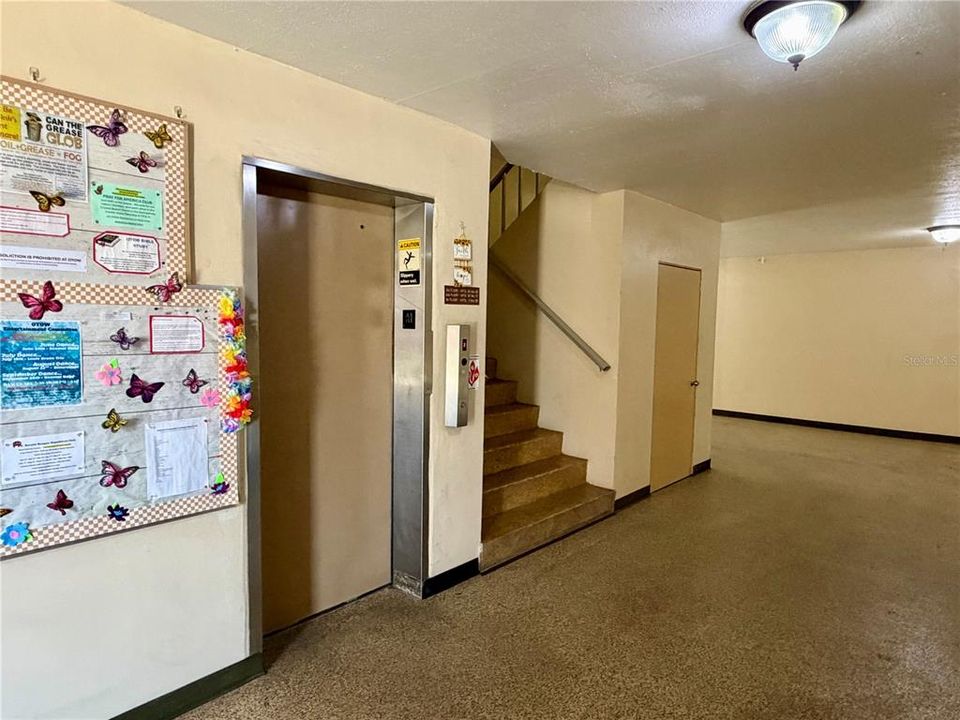 В аренду: $1,200 (1 спален, 1 ванн, 825 Квадратных фут)