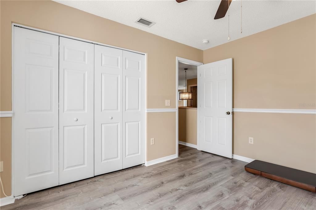 For Sale: $649,000 (3 beds, 2 baths, 2500 Square Feet)
