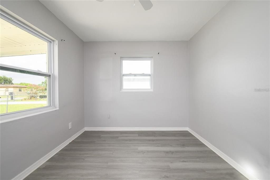 For Sale: $309,000 (4 beds, 2 baths, 1480 Square Feet)