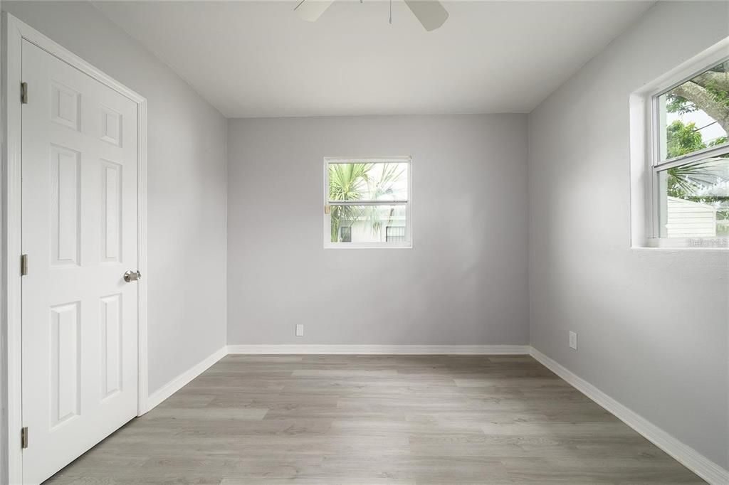 For Sale: $309,000 (4 beds, 2 baths, 1480 Square Feet)