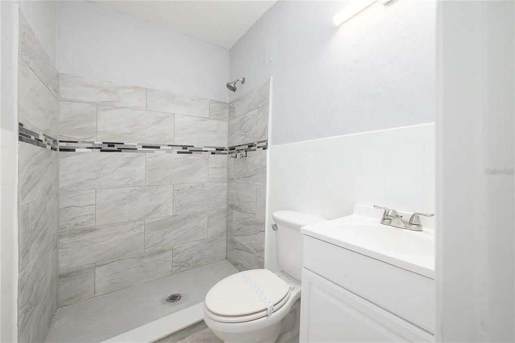For Sale: $309,000 (4 beds, 2 baths, 1480 Square Feet)
