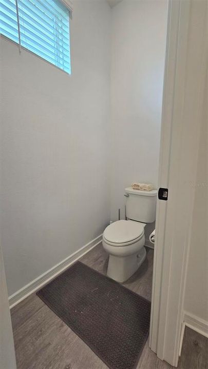 For Rent: $3,000 (4 beds, 2 baths, 1828 Square Feet)