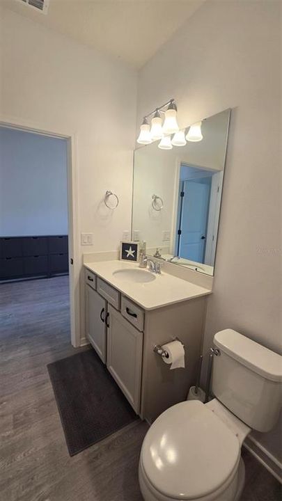 For Rent: $3,000 (4 beds, 2 baths, 1828 Square Feet)