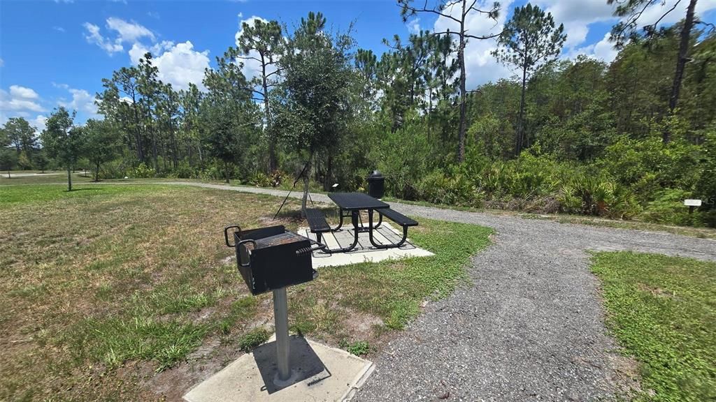 For Rent: $3,000 (4 beds, 2 baths, 1828 Square Feet)
