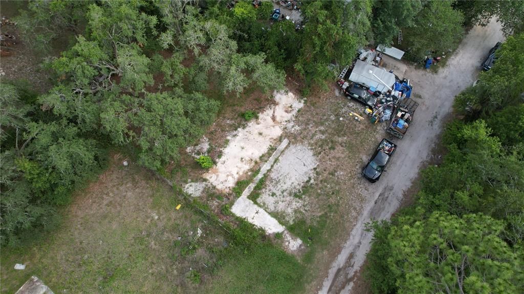 На продажу: $24,900 (0.19 acres)