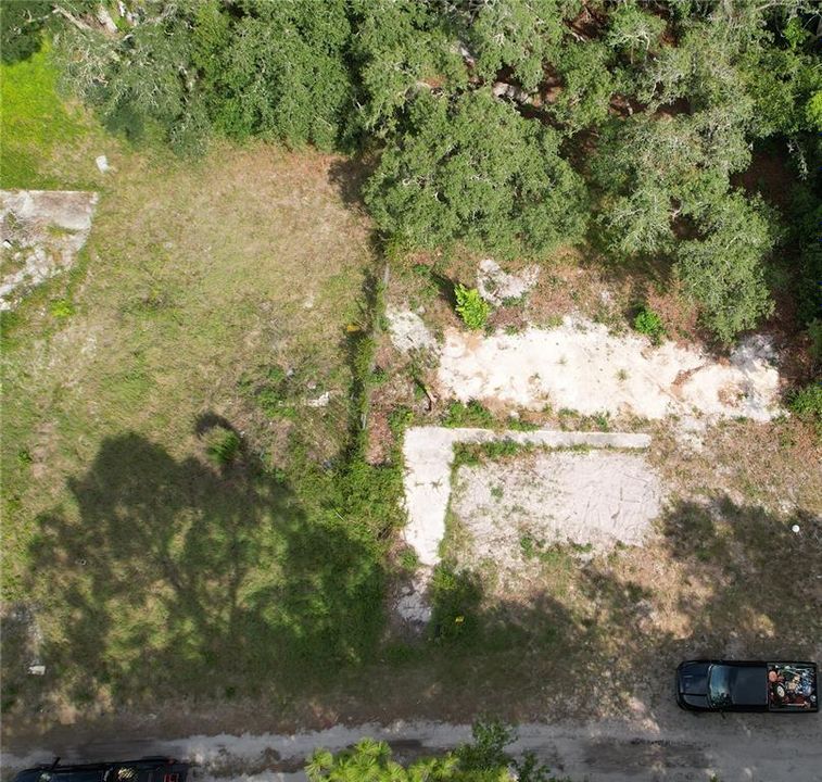 На продажу: $24,900 (0.19 acres)