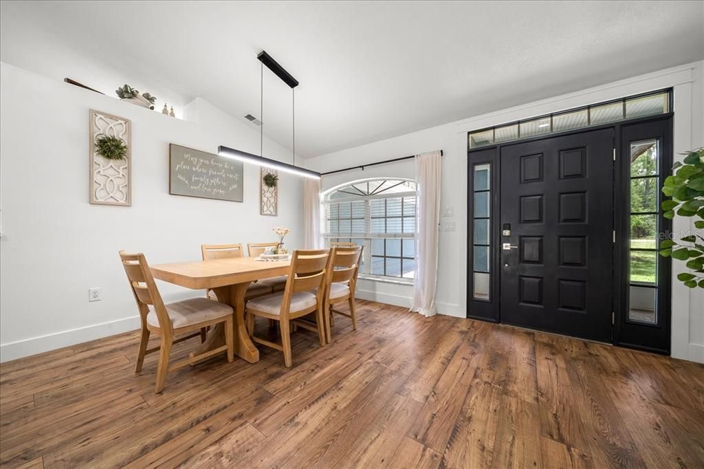 For Sale: $419,900 (3 beds, 2 baths, 1626 Square Feet)