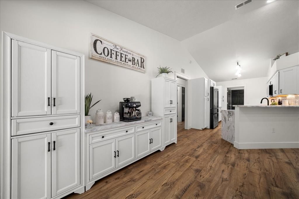For Sale: $419,900 (3 beds, 2 baths, 1626 Square Feet)