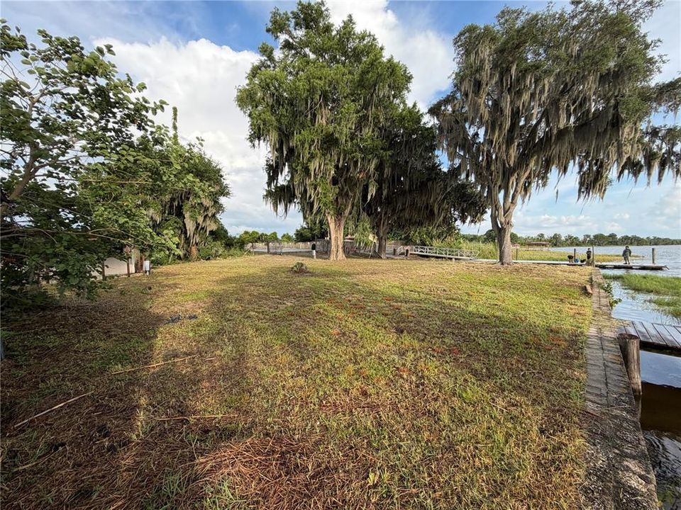 For Sale: $277,000 (1 beds, 1 baths, 400 Square Feet)