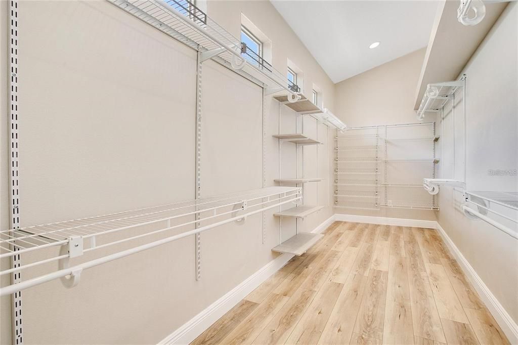 En Renta: $3,900 (4 camas, 3 baños, 2658 Pies cuadrados)