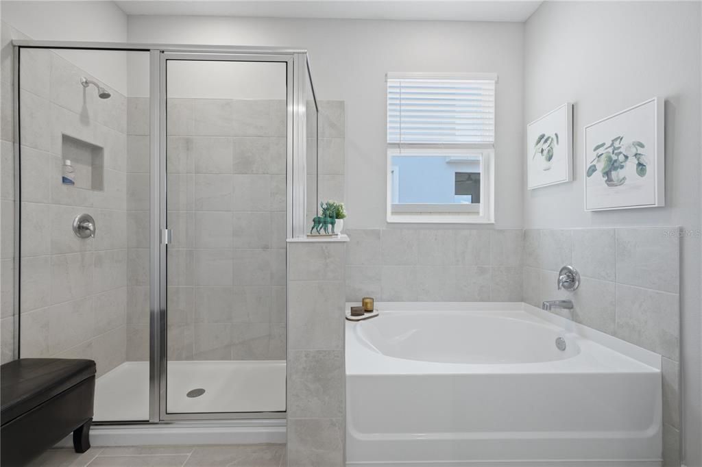 For Sale: $459,900 (3 beds, 2 baths, 1844 Square Feet)