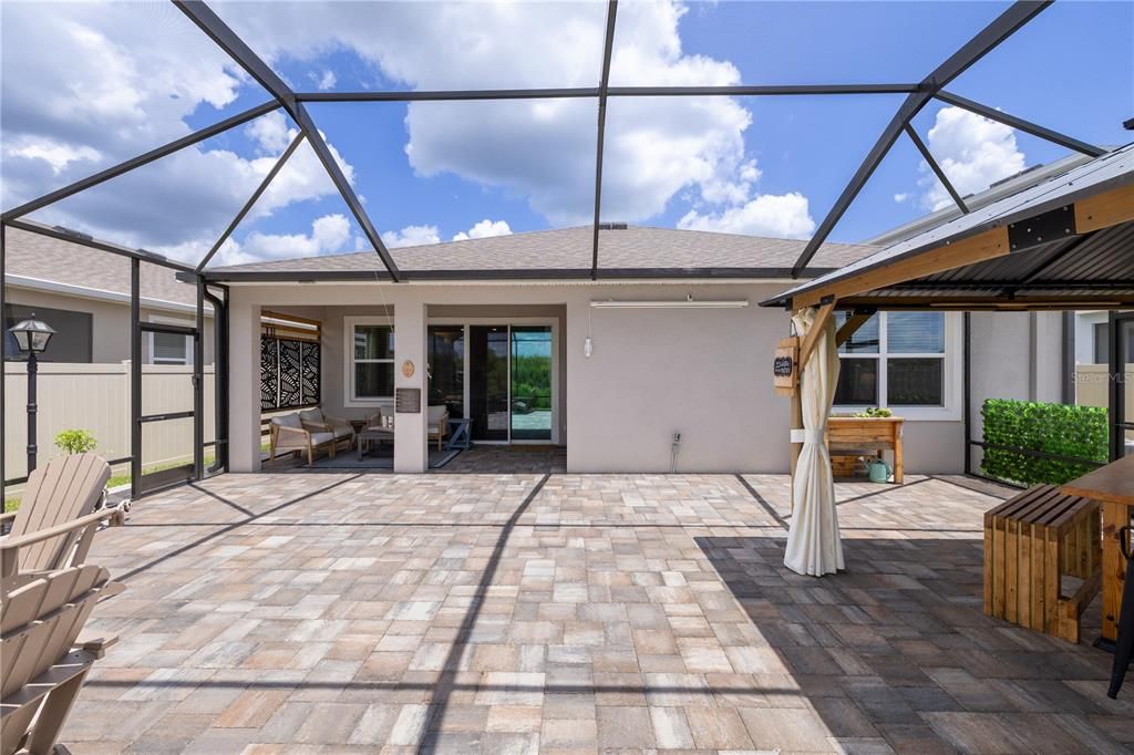 For Sale: $459,900 (3 beds, 2 baths, 1844 Square Feet)