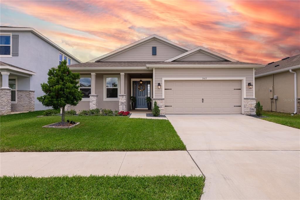 For Sale: $459,900 (3 beds, 2 baths, 1844 Square Feet)