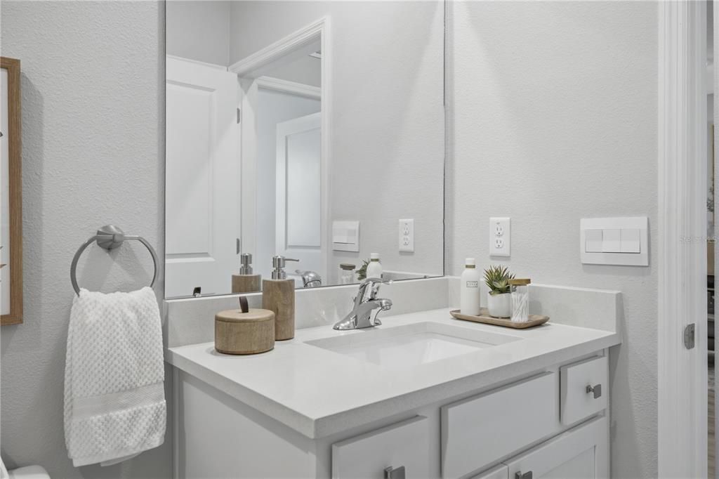 For Sale: $459,900 (3 beds, 2 baths, 1844 Square Feet)
