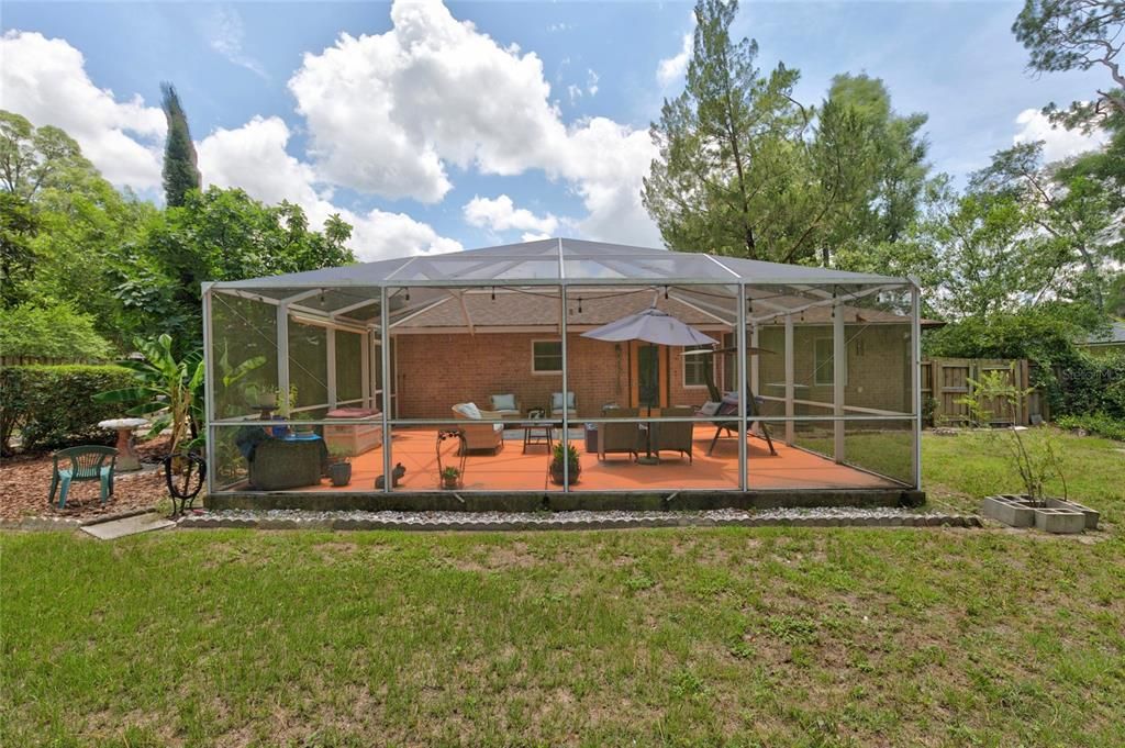 На продажу: $235,000 (3 спален, 2 ванн, 1092 Квадратных фут)