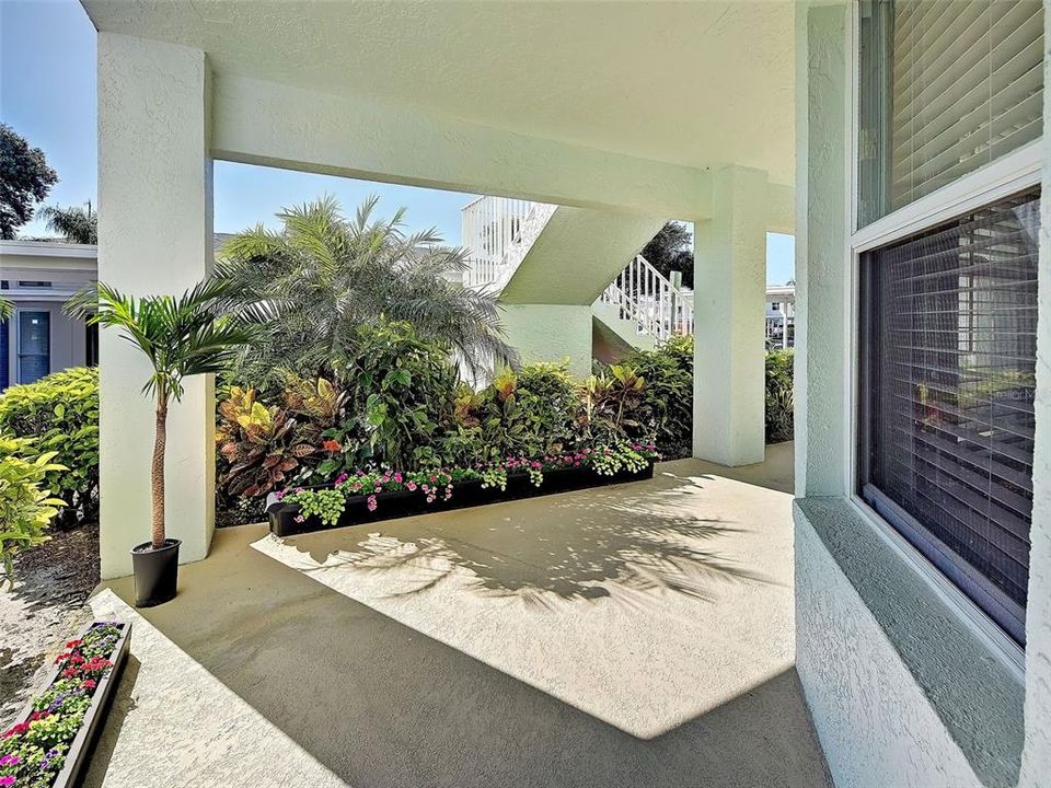 For Sale: $189,000 (2 beds, 2 baths, 1153 Square Feet)