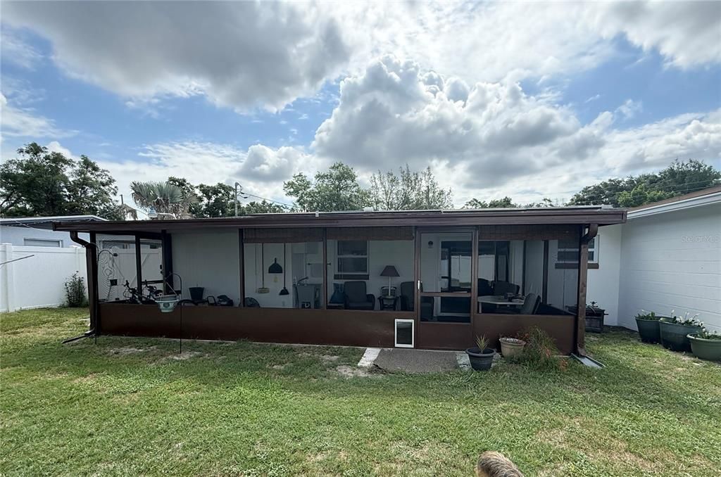 En Venta: $324,000 (3 camas, 2 baños, 1321 Pies cuadrados)