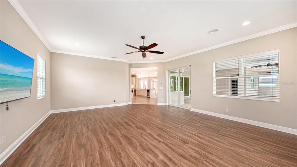 For Sale: $1,998,000 (4 beds, 3 baths, 3696 Square Feet)