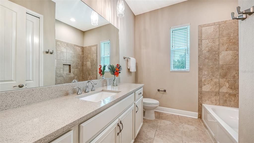 For Sale: $1,998,000 (4 beds, 3 baths, 3696 Square Feet)