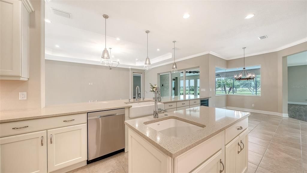 For Sale: $1,998,000 (4 beds, 3 baths, 3696 Square Feet)