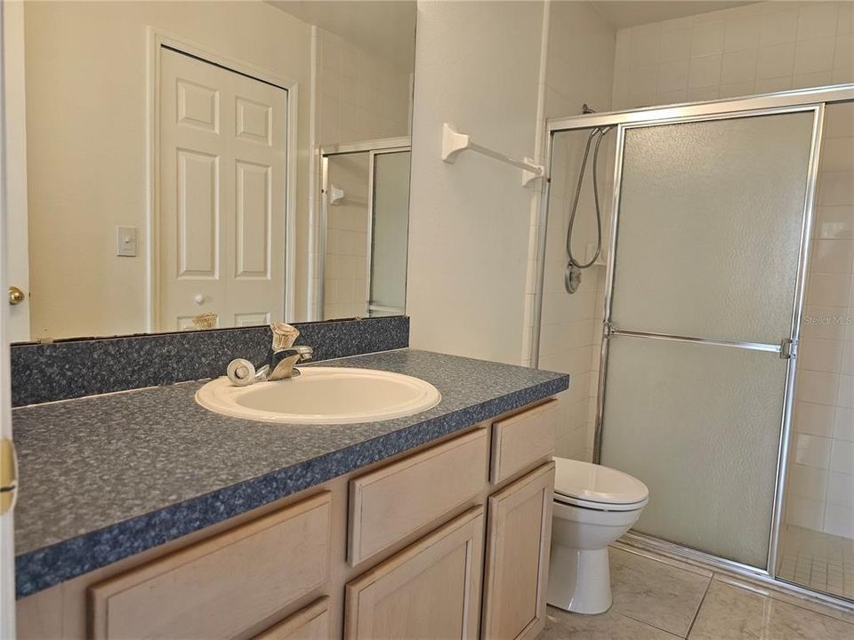 For Rent: $2,025 (3 beds, 2 baths, 1294 Square Feet)