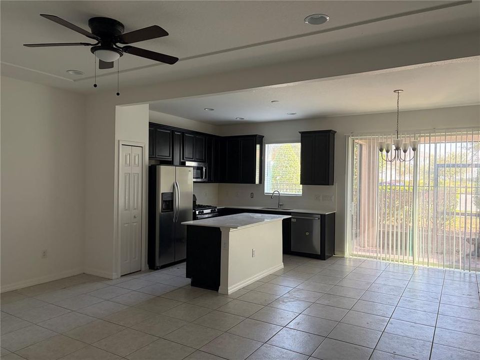 For Sale: $326,000 (3 beds, 2 baths, 1774 Square Feet)