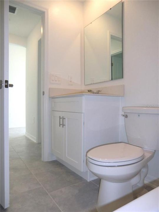 For Rent: $2,099 (3 beds, 2 baths, 1560 Square Feet)