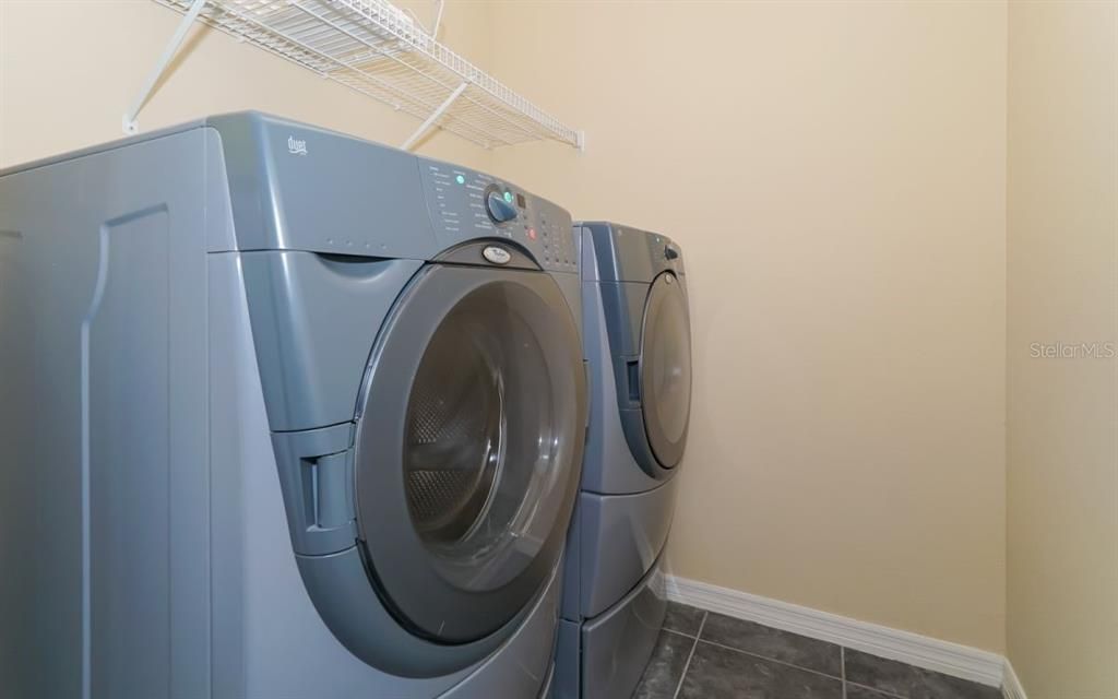 For Rent: $1,900 (2 beds, 2 baths, 1064 Square Feet)