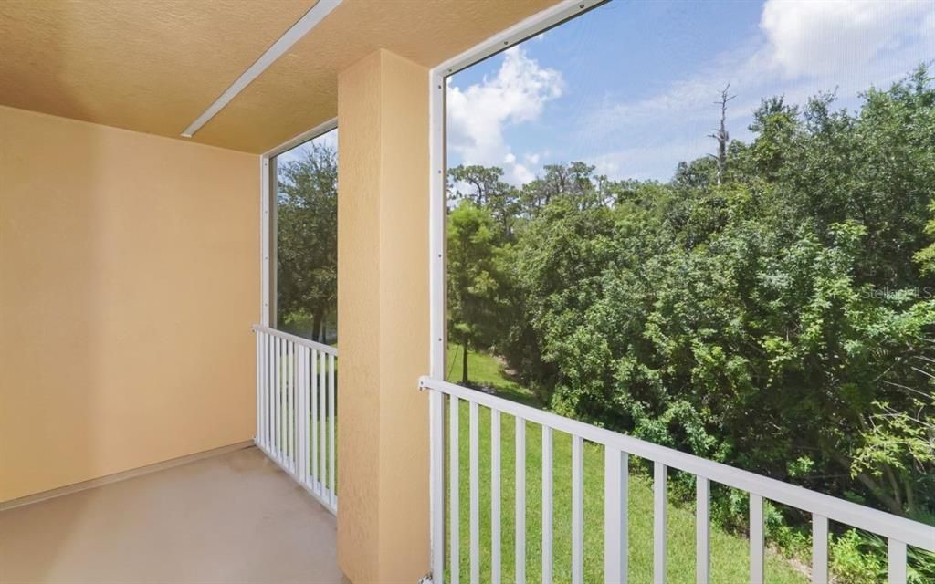 For Rent: $1,900 (2 beds, 2 baths, 1064 Square Feet)