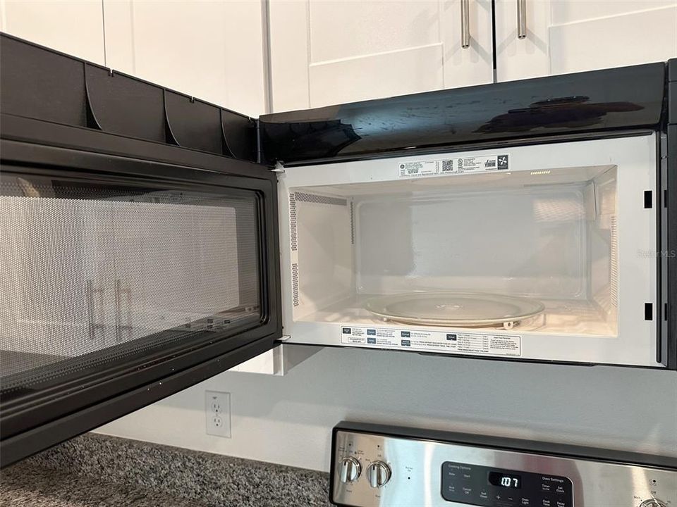 В аренду: $2,100 (3 спален, 2 ванн, 1634 Квадратных фут)