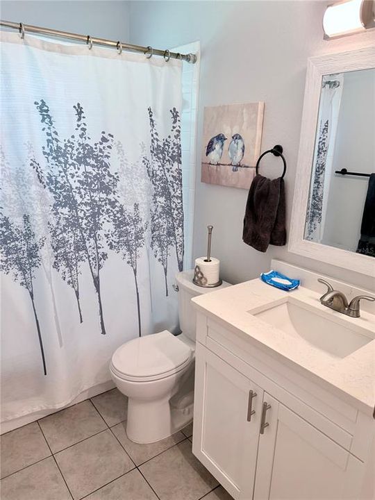 For Rent: $3,995 (4 beds, 2 baths, 2102 Square Feet)