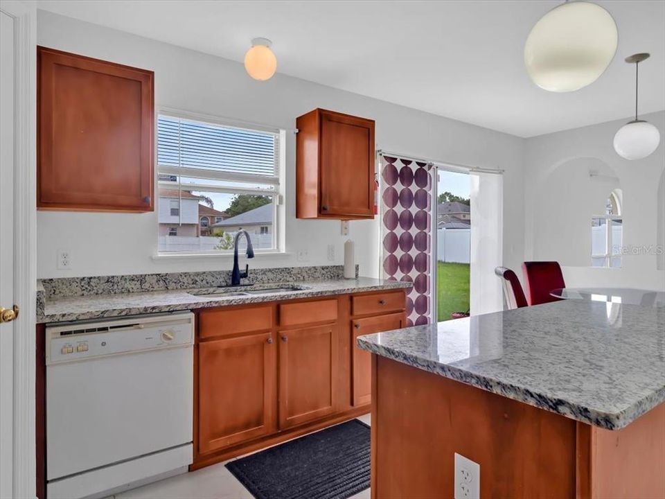 For Sale: $375,000 (4 beds, 2 baths, 2208 Square Feet)
